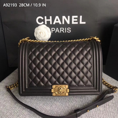 A92193, CHANEL LARGE BOY CHANEL HANDBAG, LAMBSKIN