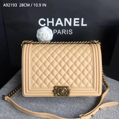 A92193, CHANEL LARGE BOY CHANEL HANDBAG, LAMBSKIN