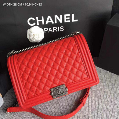 CHANEL BOY CHANEL HANDBAG, GRAINED CALFSKIN, 28CM
