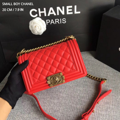 SMALL BOY CHANEL HANDBAG, LAMBSKIN, 20CM / 7.9 IN