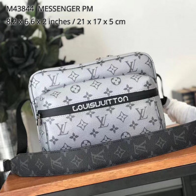 M43844, LOUIS VUITTON LV, MESSENGER PM MONOGRAM MEN BAG