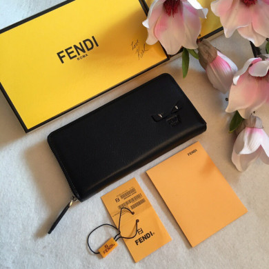 ZIP-AROUND WALLET, FENDI SMALL LEATHER GOODS