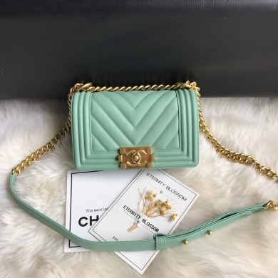 A67085, Small BOY CHANEL Handbag, Calfskin & Gold-Tone Metal