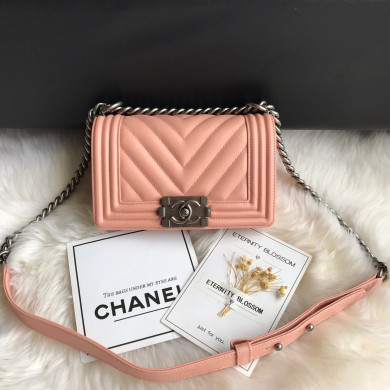 A67085, Small BOY CHANEL Handbag, Calfskin & Ruthenium-Finish Metal