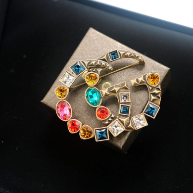 Gucci Brooches, 8 * 6 cm