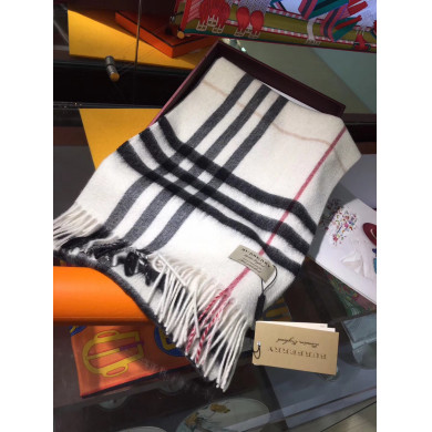 The Classic Check Cashmere Scarf, Burberry Scarves