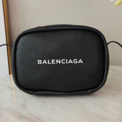 EVERYDAY CAMERA BAG S, calfskin bag with Balenciaga logo