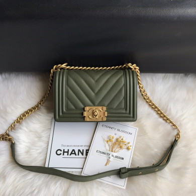 A67085, Small BOY CHANEL Handbag, Calfskin