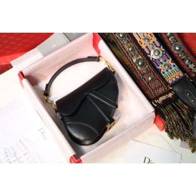 M0447CWVG, MINI DIOR SADDLE CALFSKIN BAG