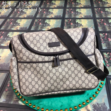 123326 GG Gucci diaper bag