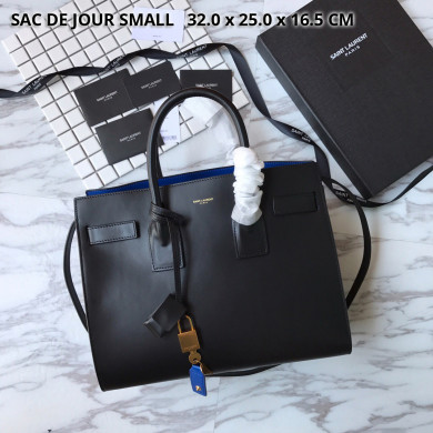 378299 CLASSIC SAC DE JOUR SMALL IN SMOOTH LEATHER, YSL Saint Laurent