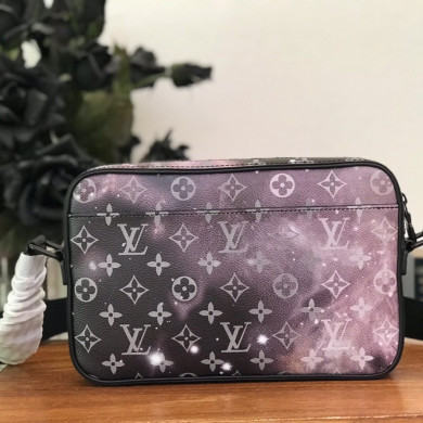 M44165 ALPHA MESSENGER, Louis Vuitton LV