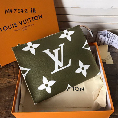 M67691 TOILET POUCH XL, Louis Vuitton LV