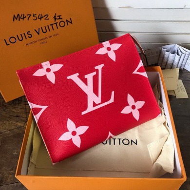 M67692 TOILET POUCH XL, Louis Vuitton LV