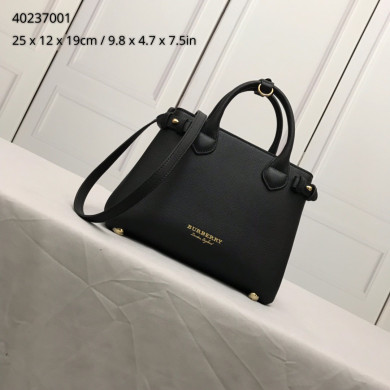 Burberry, 40237001, The Small Banner in Leather and House Check