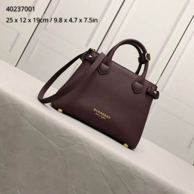 Burberry, 40237001, The Small Banner in Leather and House Check