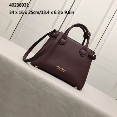 Burberry, 40236931, The Medium Banner in Leather and House Check