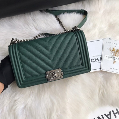  A67086, BOY CHANEL Handbag, Calfskin / CAVIAR