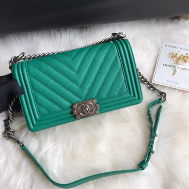  A67086, BOY CHANEL Handbag, Calfskin / CAVIAR