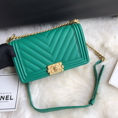  A67086, BOY CHANEL Handbag, Calfskin / CAVIAR
