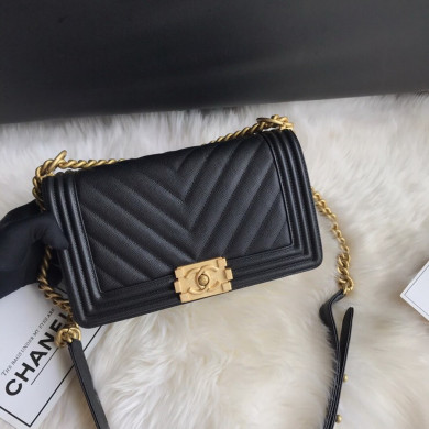  A67086, BOY CHANEL Handbag, Calfskin / CAVIAR