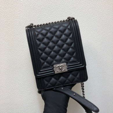  AS0130, BOY CHANEL Handbag
