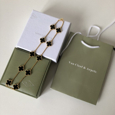 VanCleef&Arpels Necklaces