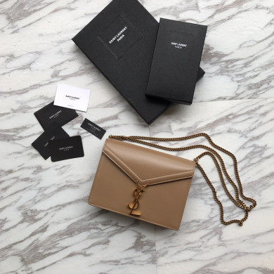 532750, CASSANDRA MONOGRAM CLASP BAG IN SMOOTH LEATHER, YSL Saint Laurent