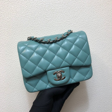 A35200 mini flap bag, chanel classic bag