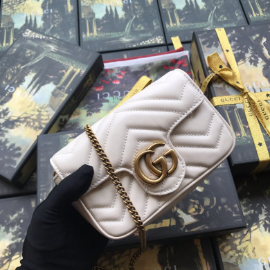 476433 GG Marmont matelassé leather super mini bag, Women's Mini Bags