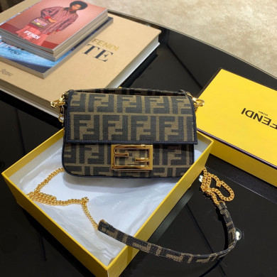 MINI BAGUETTE, FENDI BAG