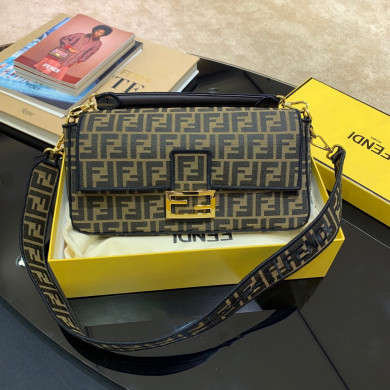 BAGUETTE LARGE, FENDI BAG