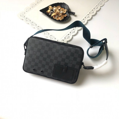 N44163 Cobalt Alpha Messenger, Louis Vuitton LV Cross Body Bags