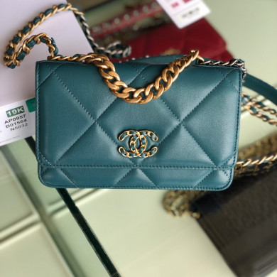 AP0957 chanel 19 wallet on chain, Chanel 19 Bag