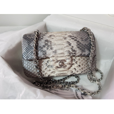 chanel small classic bag