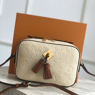 M44597, SAINTONGE, Louis Vuitton LV