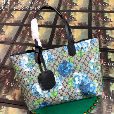 368568 GG Blooms Reversible Tote, GUCCI Totes for Women