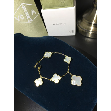 VanCleef&Arpels Bracelets