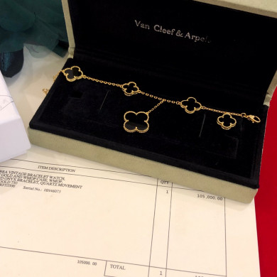 VanCleef&Arpels Bracelets