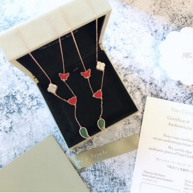 VanCleef&Arpels Necklaces & Pendants