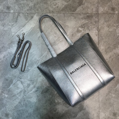 EVERYDAY XS TOTE BAG, BALENCIAGA HANDBAGS