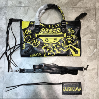 CLASSIC CITY SHOULDER BAG, BALENCIAGA HANDBAGS