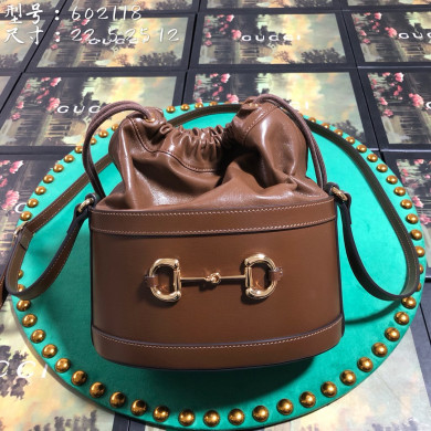 602118 Gucci 1955 Horsebit bucket bag