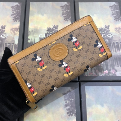 ‎602532 Disney x Gucci zip around wallet