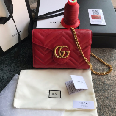 474575 Gucci GG Marmont matelassé mini bag