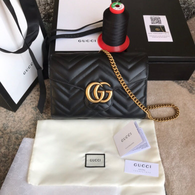 474575 Gucci GG Marmont matelassé mini bag