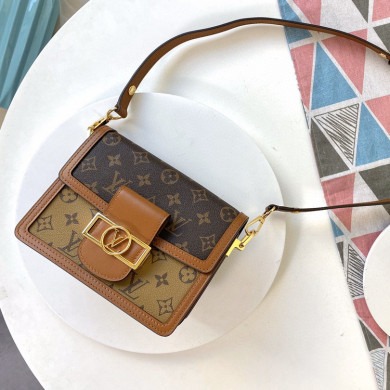M44580, MINI DAUPHINE, Louis Vuitton LV Handbags