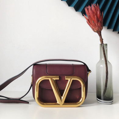 SMALL SUPERVEE CALFSKIN CROSSBODY BAG, VALENTINO GARAVANI