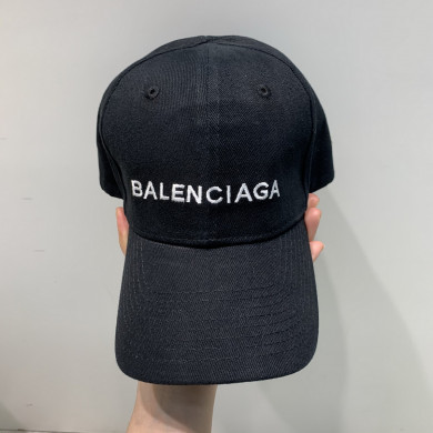 BALENCIAGA CAP