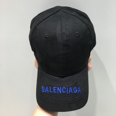 BALENCIAGA CAP